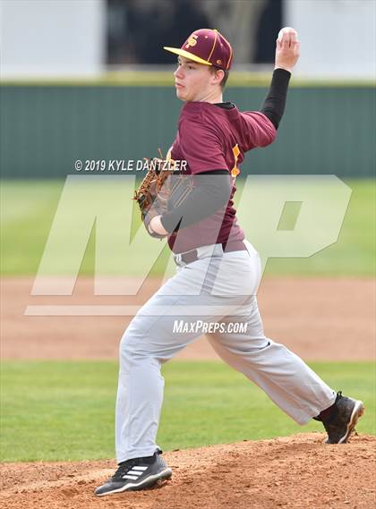 Thumbnail 1 in Howe vs Collinsville (Lindsay Tournament) photogallery.