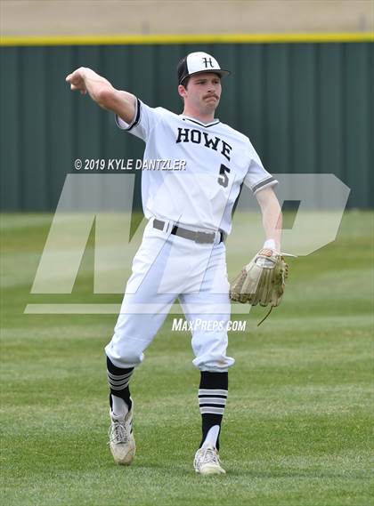 Thumbnail 3 in Howe vs Collinsville (Lindsay Tournament) photogallery.