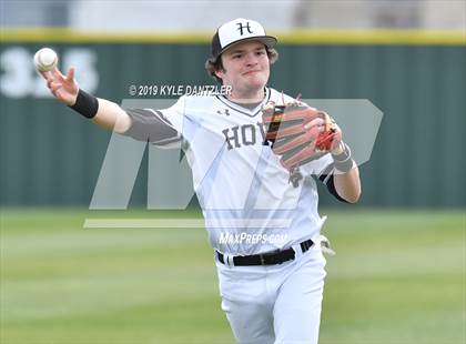 Thumbnail 1 in Howe vs Collinsville (Lindsay Tournament) photogallery.