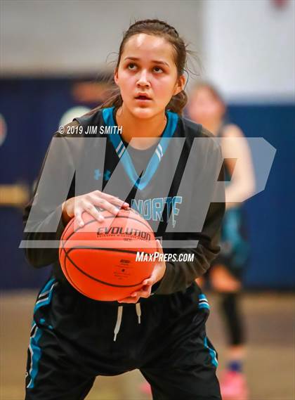 Thumbnail 2 in Del Norte vs. La Cueva  (Albuquerque Metro Championships) photogallery.