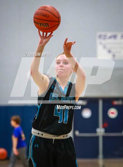 Thumbnail 2 in Del Norte vs. La Cueva  (Albuquerque Metro Championships) photogallery.