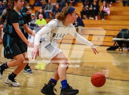 Thumbnail 2 in Del Norte vs. La Cueva  (Albuquerque Metro Championships) photogallery.