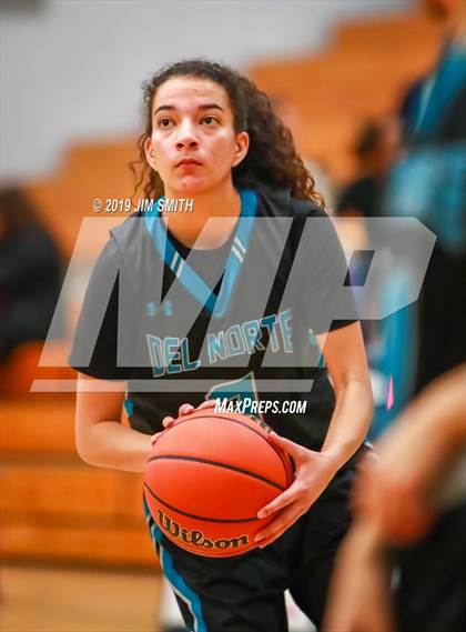 Thumbnail 3 in Del Norte vs. La Cueva  (Albuquerque Metro Championships) photogallery.