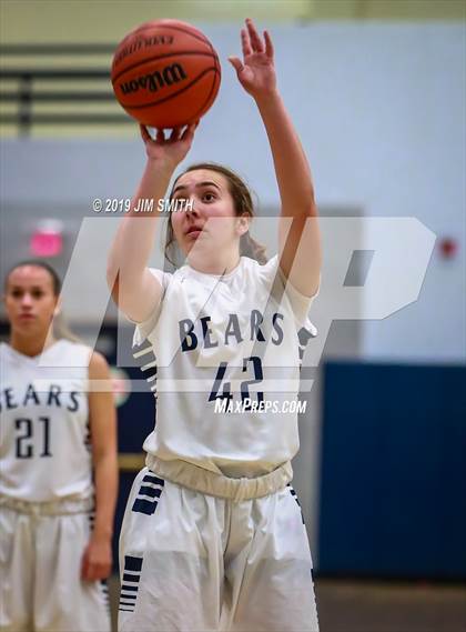 Thumbnail 3 in Del Norte vs. La Cueva  (Albuquerque Metro Championships) photogallery.