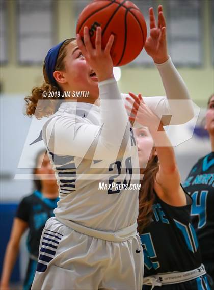 Thumbnail 1 in Del Norte vs. La Cueva  (Albuquerque Metro Championships) photogallery.