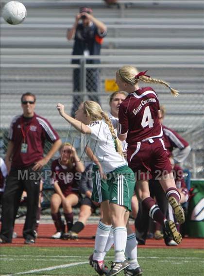 Thumbnail 1 in South vs. Valley Christian (CIF SS D5 Final) photogallery.