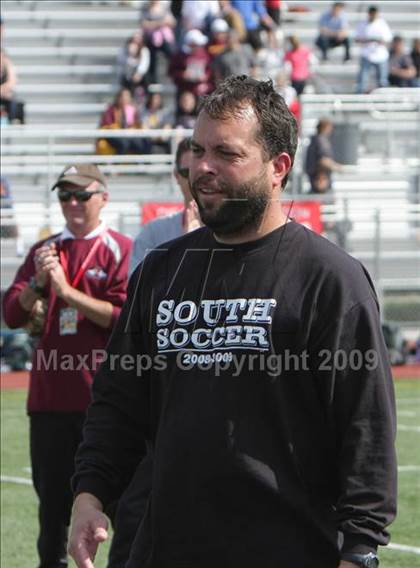 Thumbnail 1 in South vs. Valley Christian (CIF SS D5 Final) photogallery.