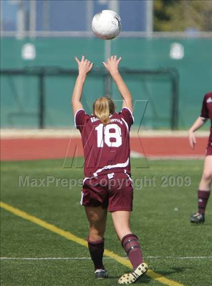 Thumbnail 1 in South vs. Valley Christian (CIF SS D5 Final) photogallery.