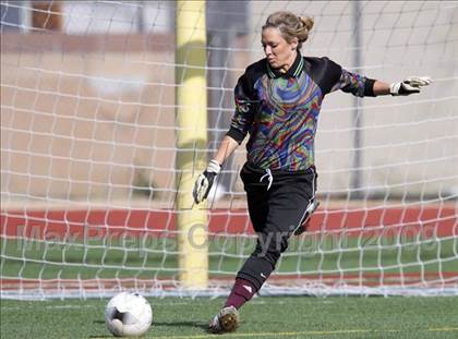 Thumbnail 2 in South vs. Valley Christian (CIF SS D5 Final) photogallery.