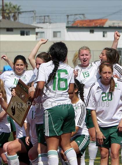 Thumbnail 2 in South vs. Valley Christian (CIF SS D5 Final) photogallery.