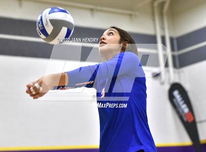 Thumbnail 3 in Bishop Gorman vs. Skyview (Durango Fall Classic) photogallery.