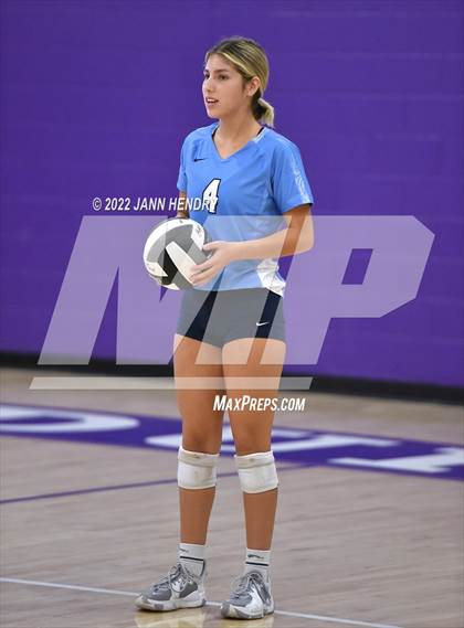 Thumbnail 2 in Bishop Gorman vs. Skyview (Durango Fall Classic) photogallery.