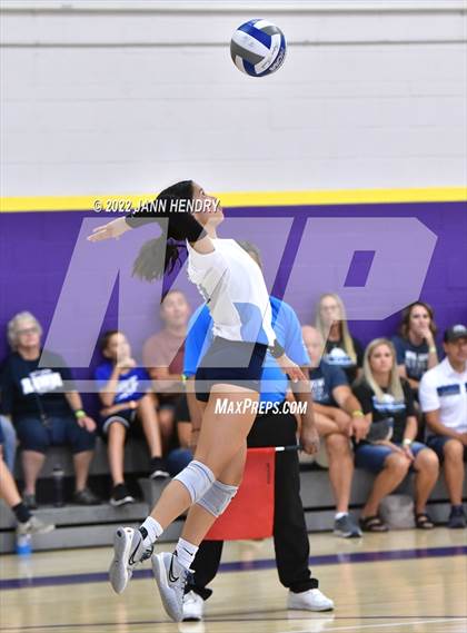 Thumbnail 3 in Bishop Gorman vs. Skyview (Durango Fall Classic) photogallery.