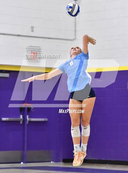 Thumbnail 1 in Bishop Gorman vs. Skyview (Durango Fall Classic) photogallery.