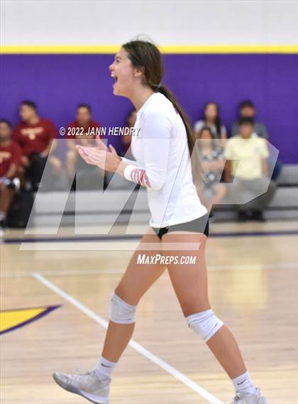 Thumbnail 3 in Bishop Gorman vs. Skyview (Durango Fall Classic) photogallery.
