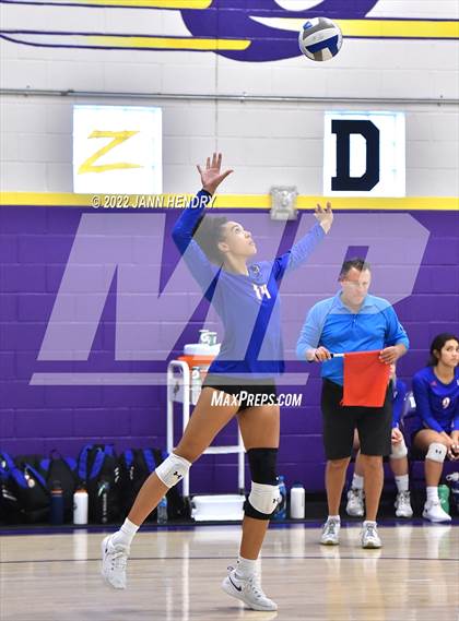 Thumbnail 3 in Bishop Gorman vs. Skyview (Durango Fall Classic) photogallery.