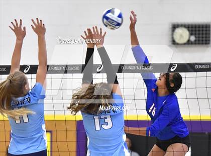 Thumbnail 1 in Bishop Gorman vs. Skyview (Durango Fall Classic) photogallery.