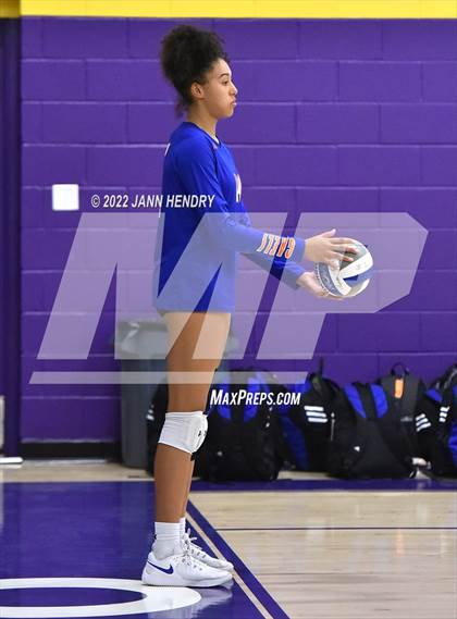 Thumbnail 1 in Bishop Gorman vs. Skyview (Durango Fall Classic) photogallery.