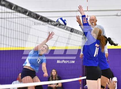 Thumbnail 1 in Bishop Gorman vs. Skyview (Durango Fall Classic) photogallery.