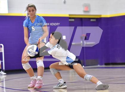 Thumbnail 2 in Bishop Gorman vs. Skyview (Durango Fall Classic) photogallery.