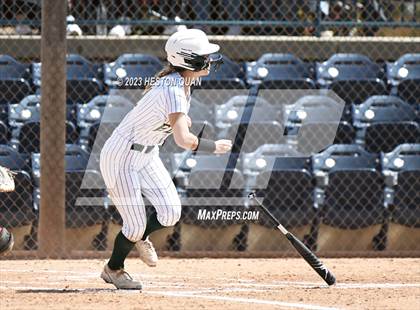 Thumbnail 1 in Mater Dei vs. Edison (Alan Dugard Classic) photogallery.