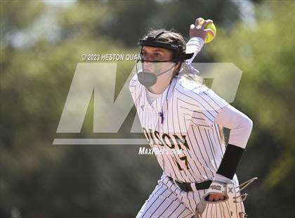 Thumbnail 2 in Mater Dei vs. Edison (Alan Dugard Classic) photogallery.