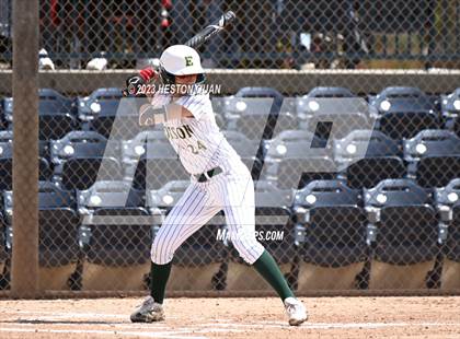 Thumbnail 3 in Mater Dei vs. Edison (Alan Dugard Classic) photogallery.
