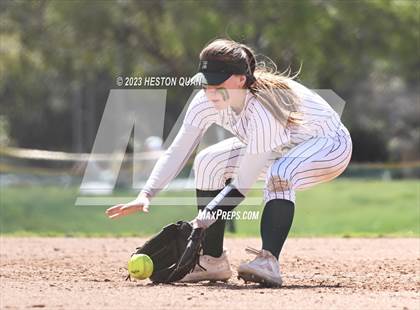 Thumbnail 2 in Mater Dei vs. Edison (Alan Dugard Classic) photogallery.