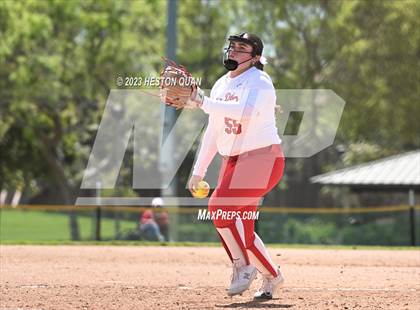 Thumbnail 3 in Mater Dei vs. Edison (Alan Dugard Classic) photogallery.