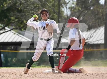 Thumbnail 3 in Mater Dei vs. Edison (Alan Dugard Classic) photogallery.