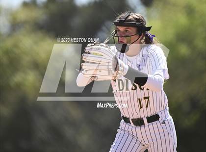 Thumbnail 1 in Mater Dei vs. Edison (Alan Dugard Classic) photogallery.