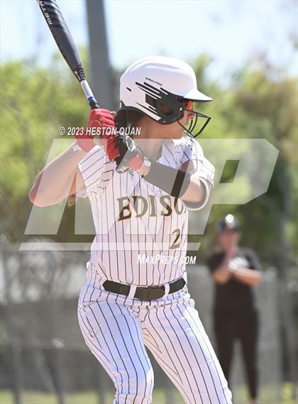 Thumbnail 3 in Mater Dei vs. Edison (Alan Dugard Classic) photogallery.
