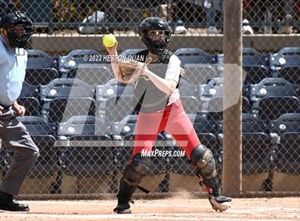 Thumbnail 2 in Mater Dei vs. Edison (Alan Dugard Classic) photogallery.