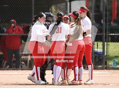 Thumbnail 2 in Mater Dei vs. Edison (Alan Dugard Classic) photogallery.