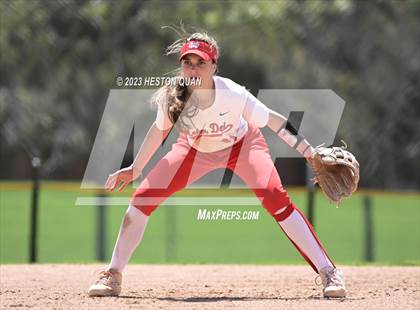 Thumbnail 1 in Mater Dei vs. Edison (Alan Dugard Classic) photogallery.