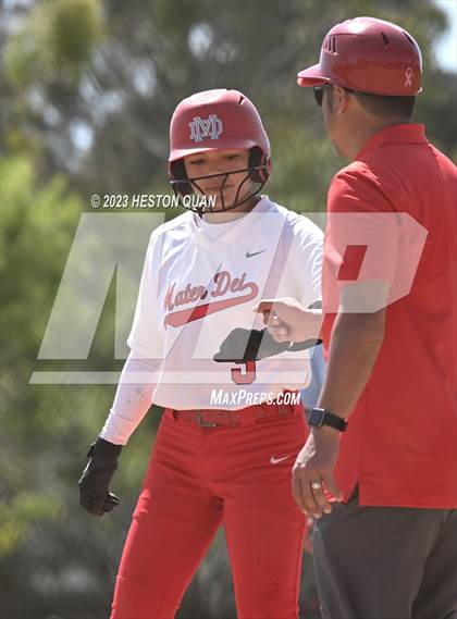 Thumbnail 3 in Mater Dei vs. Edison (Alan Dugard Classic) photogallery.