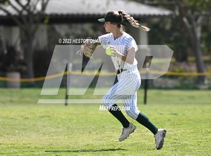 Thumbnail 2 in Mater Dei vs. Edison (Alan Dugard Classic) photogallery.