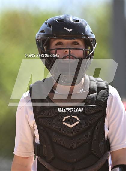 Thumbnail 3 in Mater Dei vs. Edison (Alan Dugard Classic) photogallery.