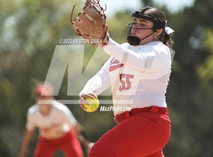 Thumbnail 3 in Mater Dei vs. Edison (Alan Dugard Classic) photogallery.