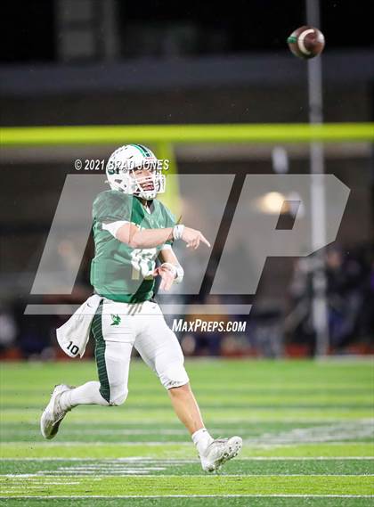Thumbnail 1 in Columbia Central @ Green Hill (TSSAA D1 5A 2nd Round Playoff) photogallery.