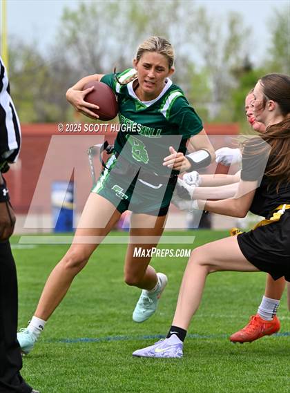 Thumbnail 2 in Mount Juliet vs Green Hill (Wilson Central) photogallery.