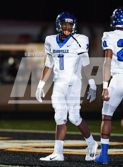 Thumbnail 2 in Seagoville @ Aledo (UIL 5A Division 2 Bi-District Playoff) photogallery.
