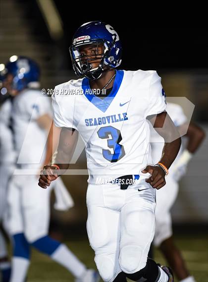 Thumbnail 1 in Seagoville @ Aledo (UIL 5A Division 2 Bi-District Playoff) photogallery.