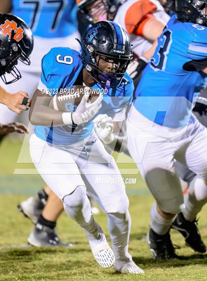 Thumbnail 2 in North Davidson @ Oak Grove photogallery.