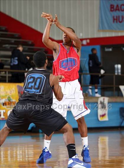 Thumbnail 2 in Crowley vs Memorial (Texas-Oklahoma Shootout) photogallery.