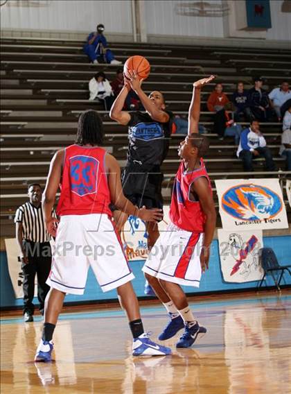 Thumbnail 2 in Crowley vs Memorial (Texas-Oklahoma Shootout) photogallery.