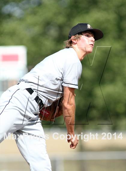 Thumbnail 1 in Kapaun Mt. Carmel vs. Newton (KSHSAA 5A Regional Playoff) photogallery.