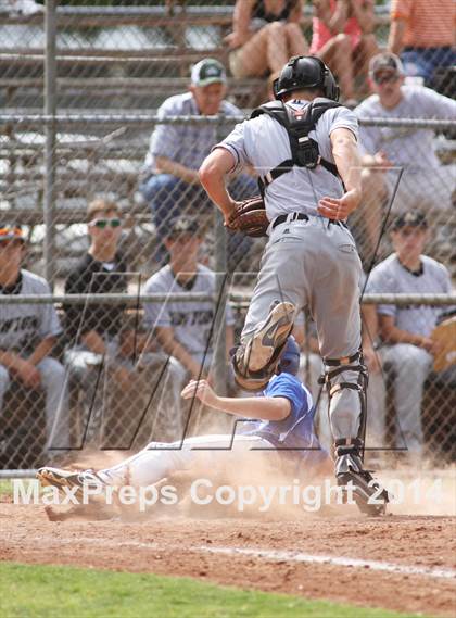 Thumbnail 1 in Kapaun Mt. Carmel vs. Newton (KSHSAA 5A Regional Playoff) photogallery.