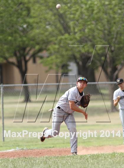 Thumbnail 1 in Kapaun Mt. Carmel vs. Newton (KSHSAA 5A Regional Playoff) photogallery.