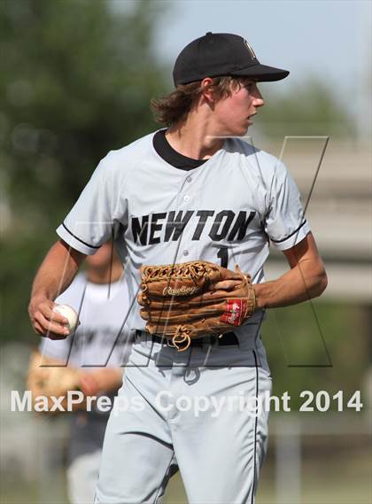Thumbnail 2 in Kapaun Mt. Carmel vs. Newton (KSHSAA 5A Regional Playoff) photogallery.